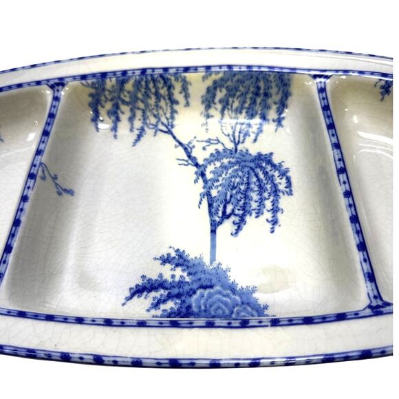 Pottery Barn 'Sophia' Blue & White Chinoiserie Willow Divided Oval Dish/Tray - Picture 3 of 5